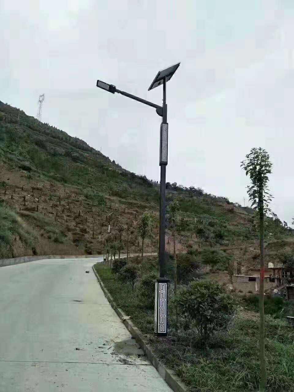乌尔禾区仿古太阳能路灯
